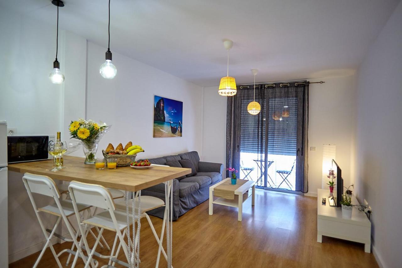 Apartamento Sol Y Mar ลัสกาเยตัส ภายนอก รูปภาพ