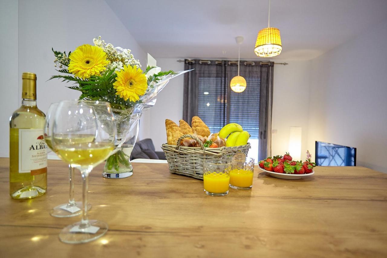 Apartamento Sol Y Mar ลัสกาเยตัส ภายนอก รูปภาพ
